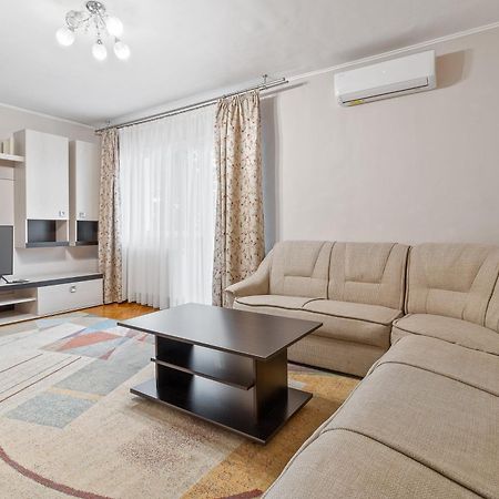 Apartament Helena Oradea Exterior foto