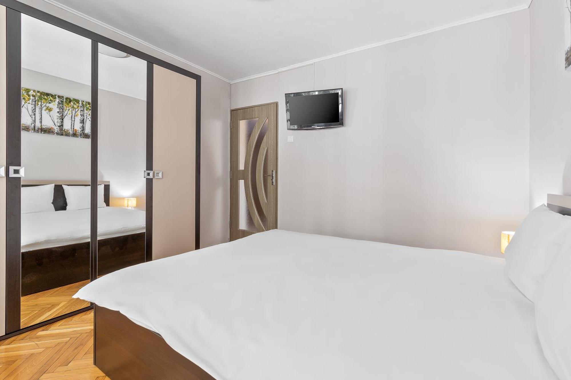 Apartament Helena Oradea Exterior foto